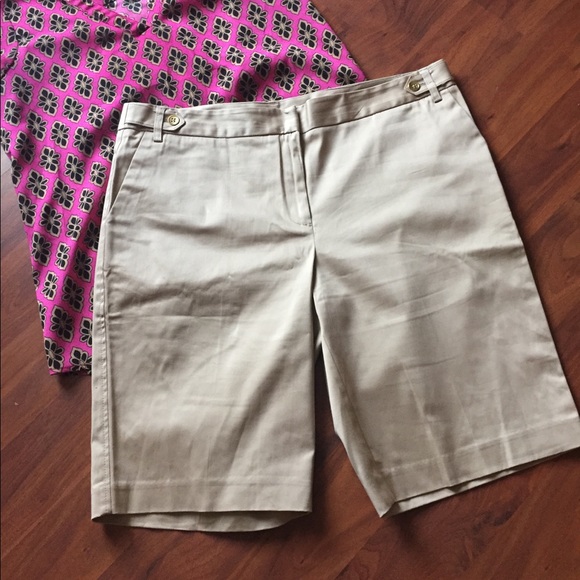 jones new york signature shorts